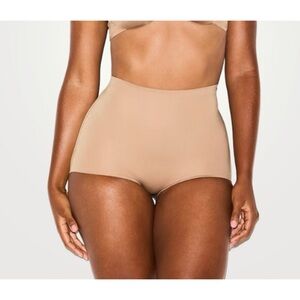 Skims Body Butt-Enhancing Padded Brief